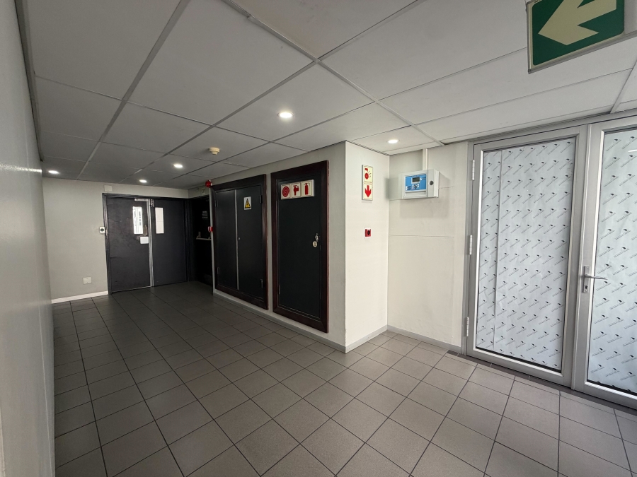 To Let Commercial Property for Rent in Claremont Western Cape